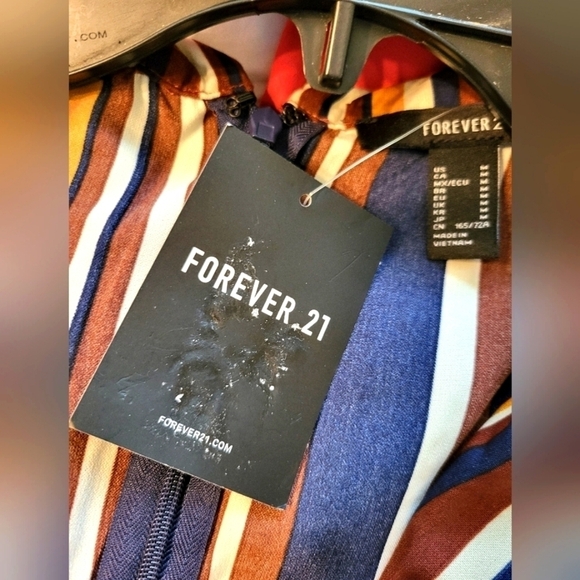 NWT Forever 21 Jumpsuit/Romper stripes Large - Picture 4 of 15